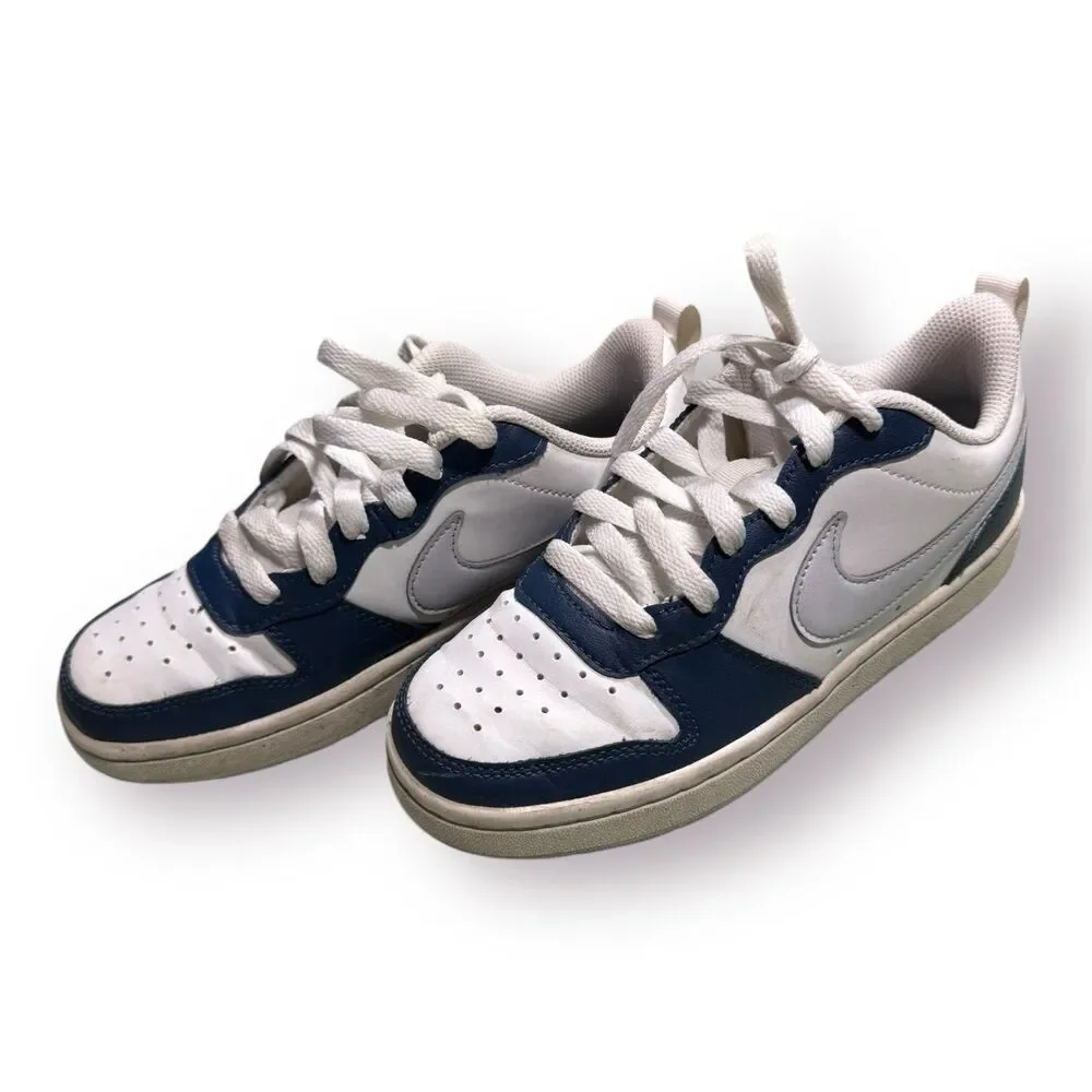 Nike Court Borough Low 2‎ (GS) White/Navy Sz 3.5Y BQ5448 107